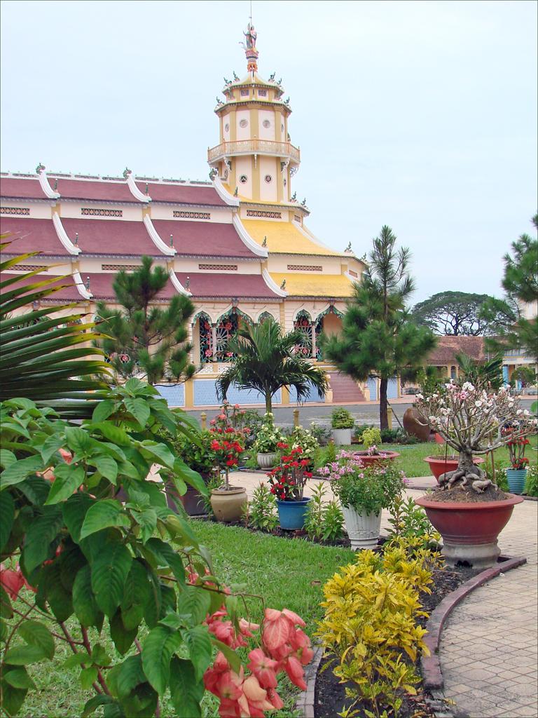 Hành trình từ Sài Gòn đến Tây Ninh trải nghiệm cung đường độc đáo